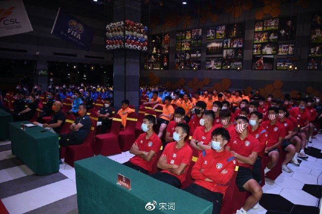 虽然不愿意承认萧老太太说的是事实，但他在心底，还是隐约意识到了一些问题。